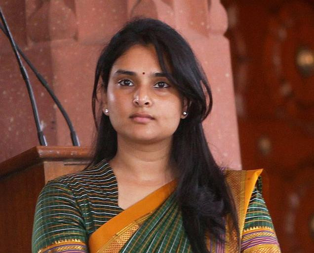 Kemmannu Com Sedition Case Against Actor Turned Politician Ramya For Pakistan Is Not Hell